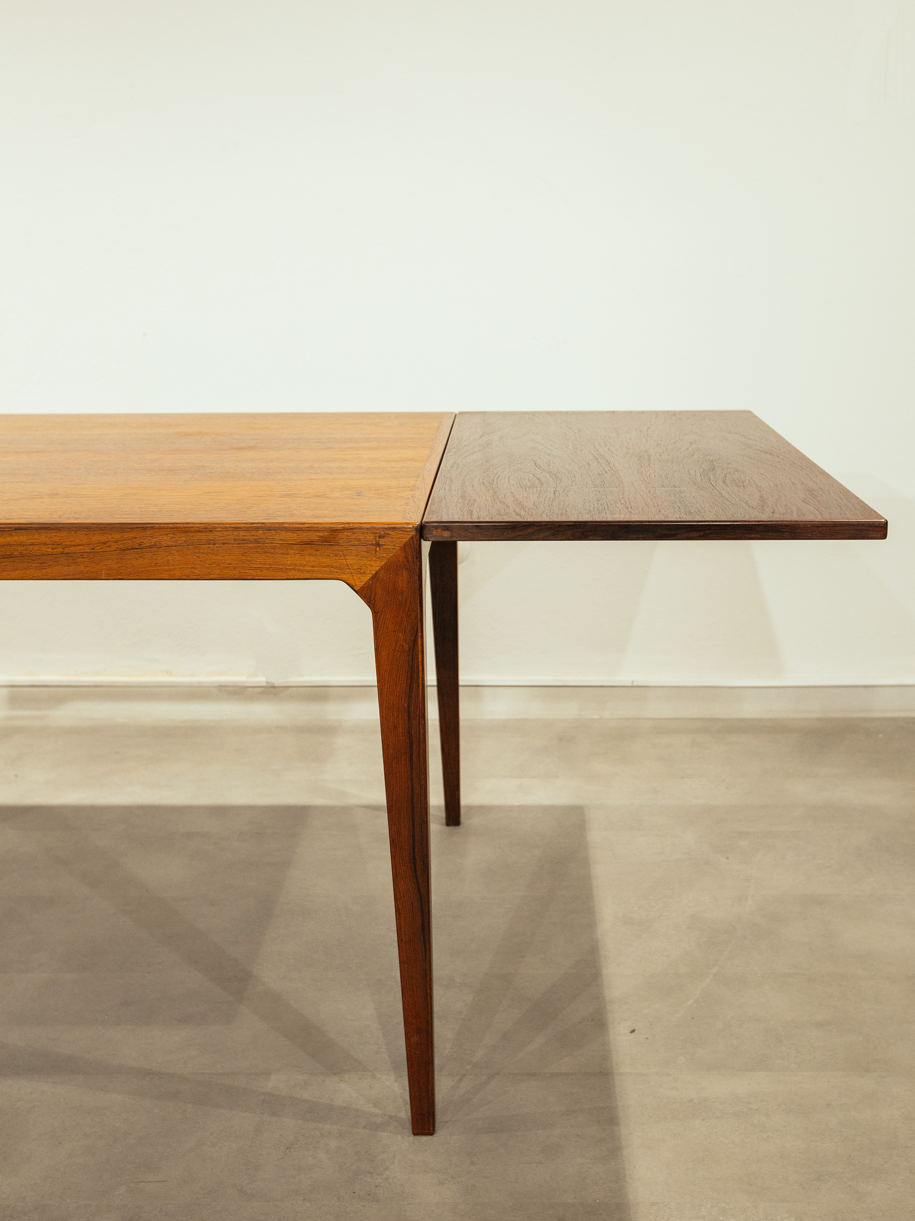 Poul Hundevad dining table